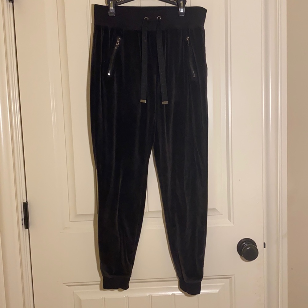 Black sweatpants